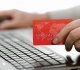 Bankas užšaldė didelį pavedimą iš kliento. Ką daryti?